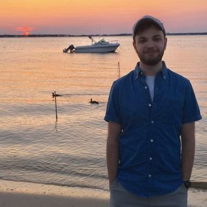 Meet your Posher, Maxwell